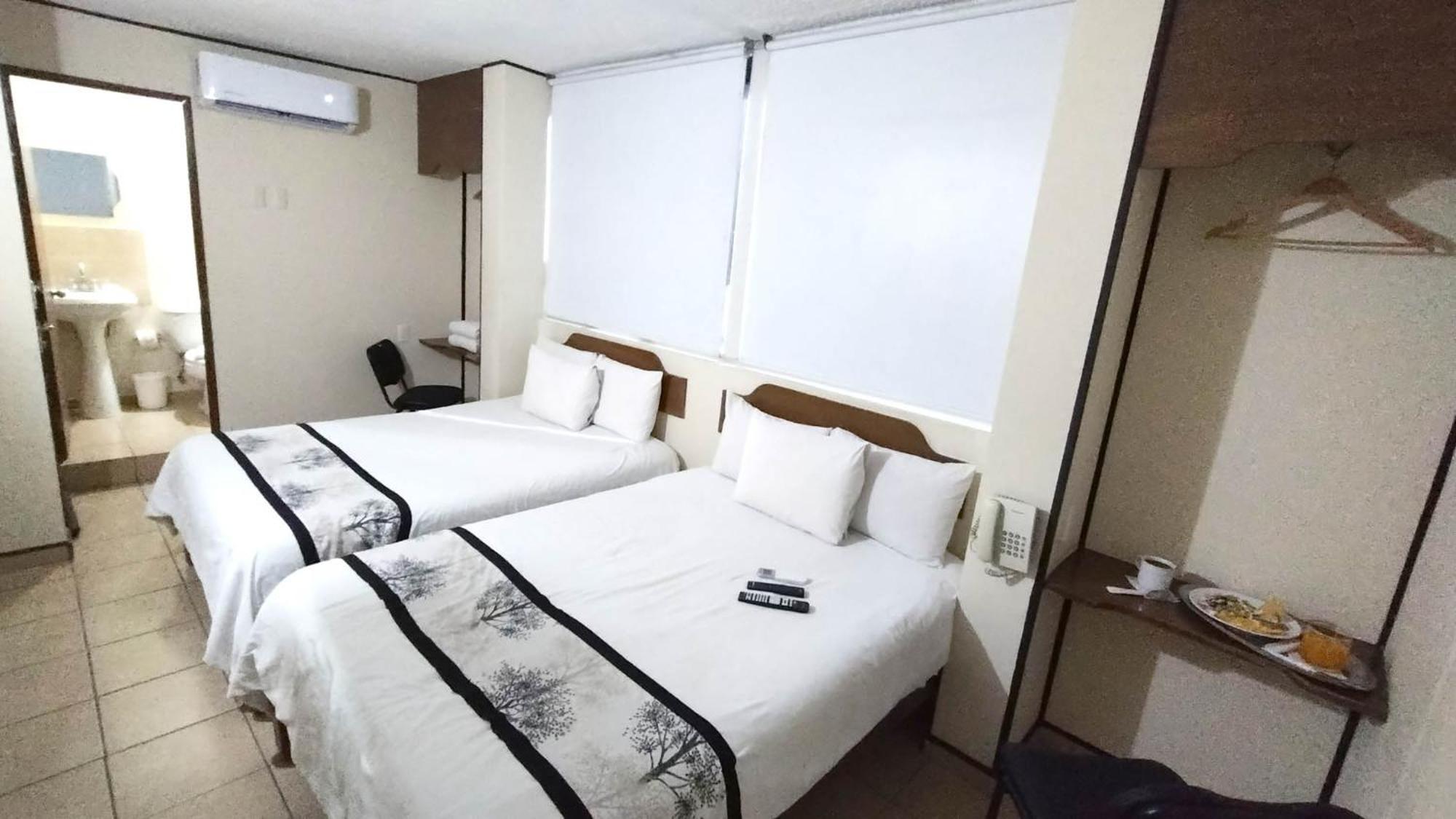 Hotel Mateos 1215 León Dış mekan fotoğraf